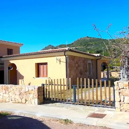 Villetta Panarea Сан-Теодоро